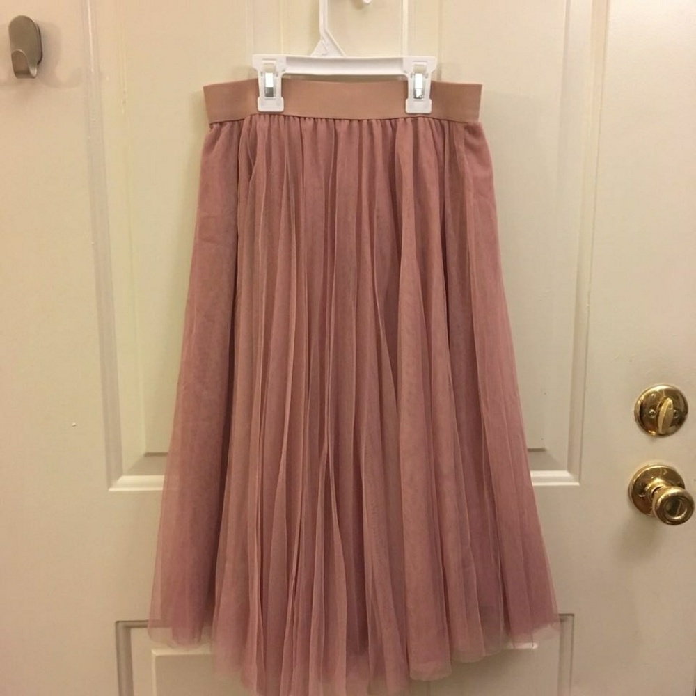 Tulle pink skirt